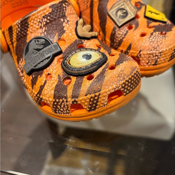 Jurassic Park Crocs size 8C - Picture 3 of 6